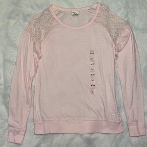 PINK Victoria’s Secret Long Sleeve